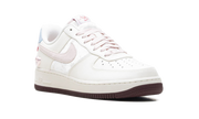 Nike Air Force 1 WMNS "Valentine's Day (2026)" IQ4937 161