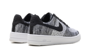 Air Force 1 Flyknit Low 2.0 "Oreo" AV3042 001