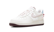 Nike Air Force 1 WMNS "Valentine's Day (2026)" IQ4937 161