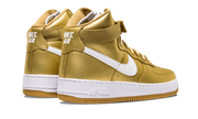 Air Force 1 High Retro QS "Metallic Gold" 823297 700