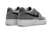 Air Force 1 GS "Smoke grey" IQ2743 001
