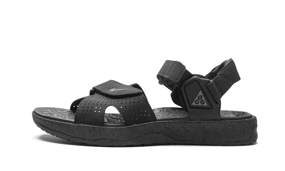ACG AIR DESCHUTZ "TRIPLE BLACK" CT2890 005