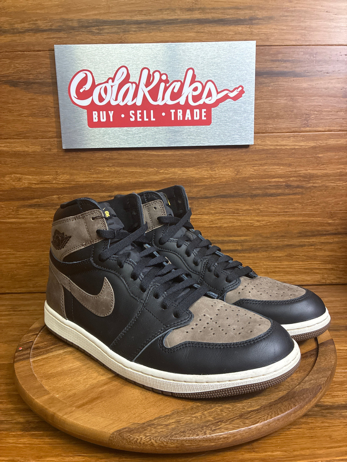 Jordan 1 Retro High OG Palomino