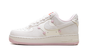 Air Force 1 Low WMNS "Valentine's Day" HV5992 111