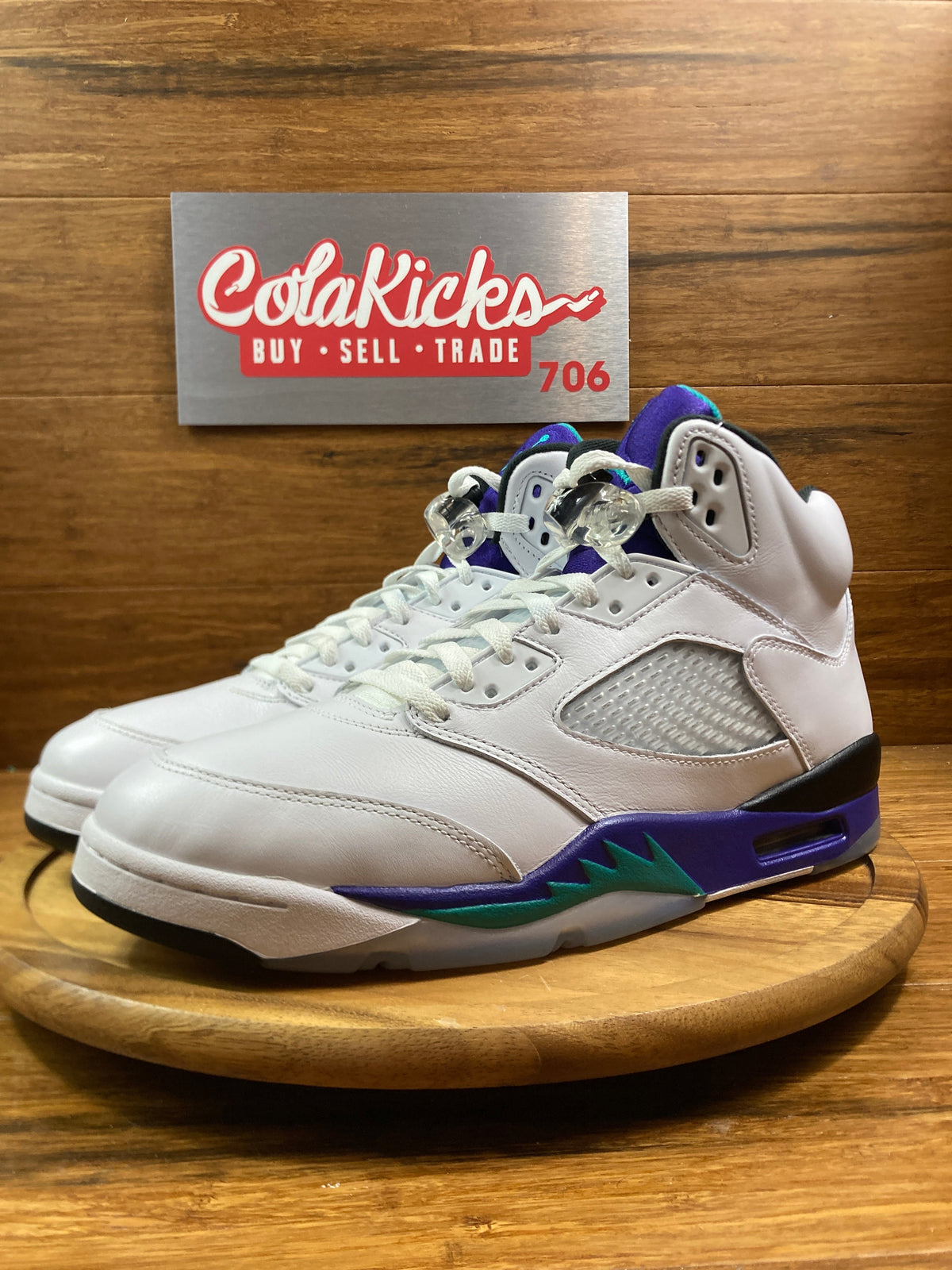 Jordan 5 Retro Grape (2025)