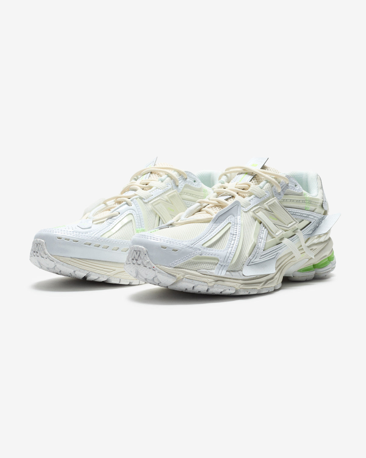 NEW BALANCE 1906 - WHITE/ MINTFLASH