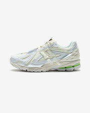 NEW BALANCE 1906 - WHITE/ MINTFLASH