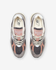 NEW BALANCE 'MADE IN UK' 991 v2 - ELEPHANT SKIN
