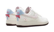 Nike Air Force 1 WMNS "Valentine's Day (2026)" IQ4937 161