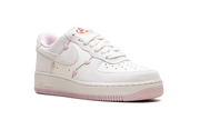 Air Force 1 Low WMNS "Valentine's Day" HV5992 111